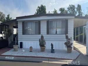 MLS #OC26152070 image #0