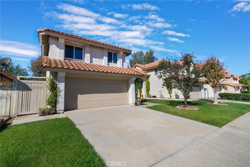 MLS #OC26152575 image #0