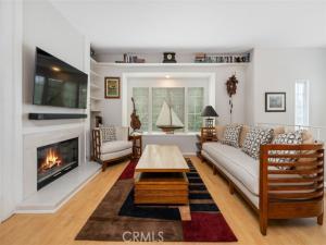 MLS #OC26152911 image #0