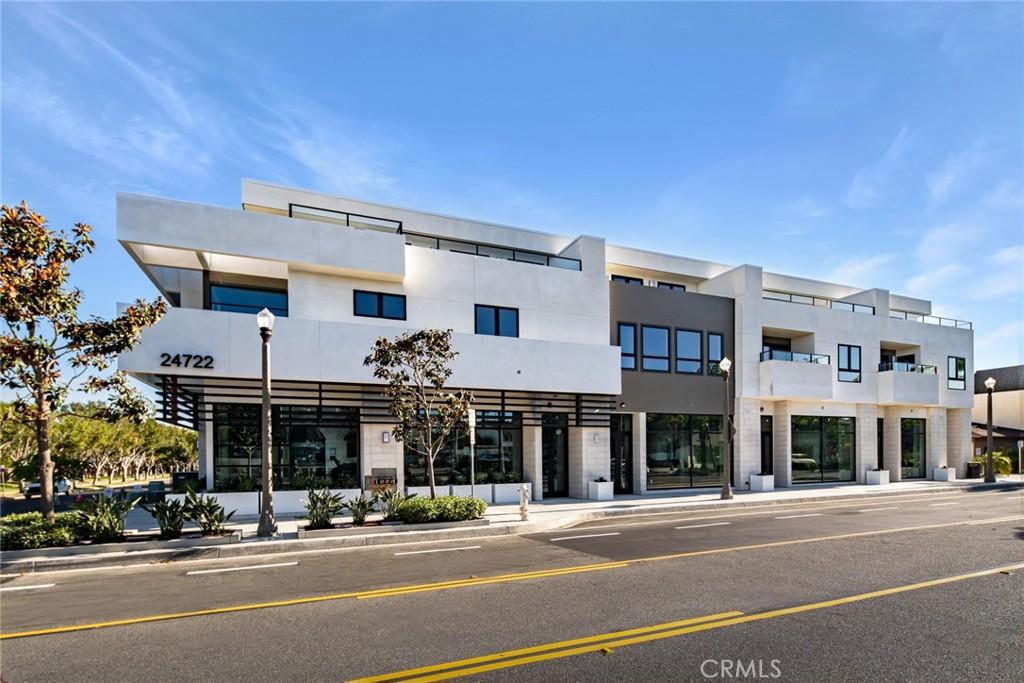 MLS #OC26152927 image #0