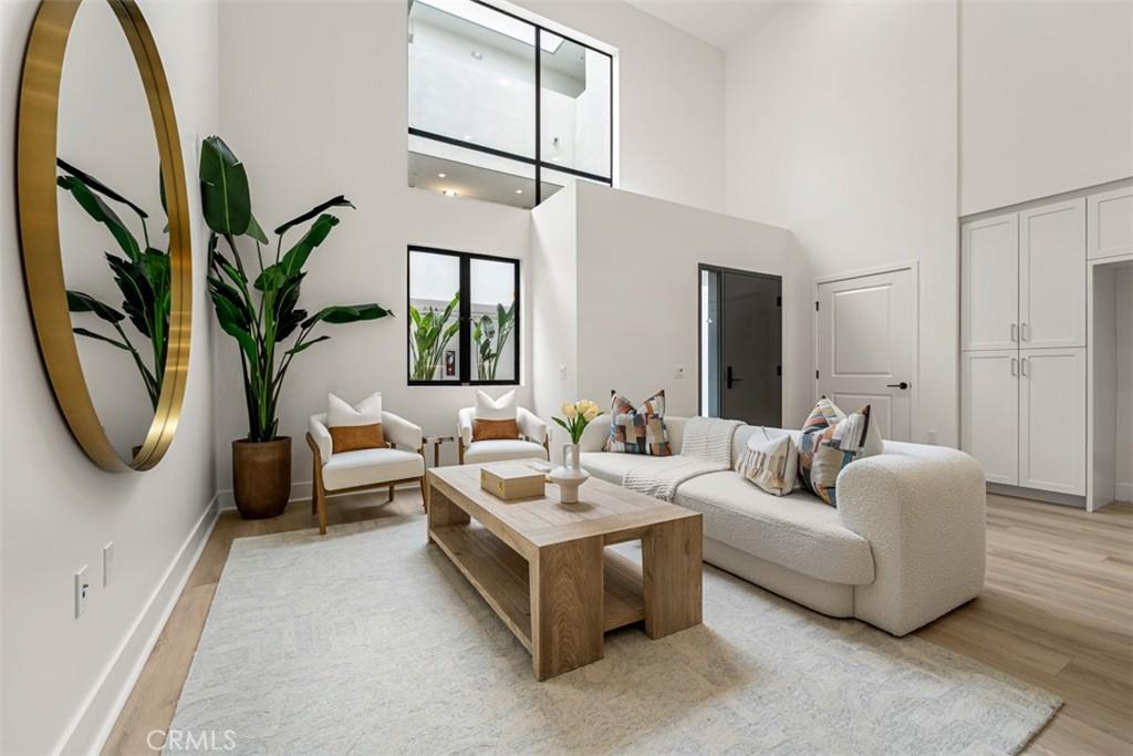 MLS #OC26152927 image #0