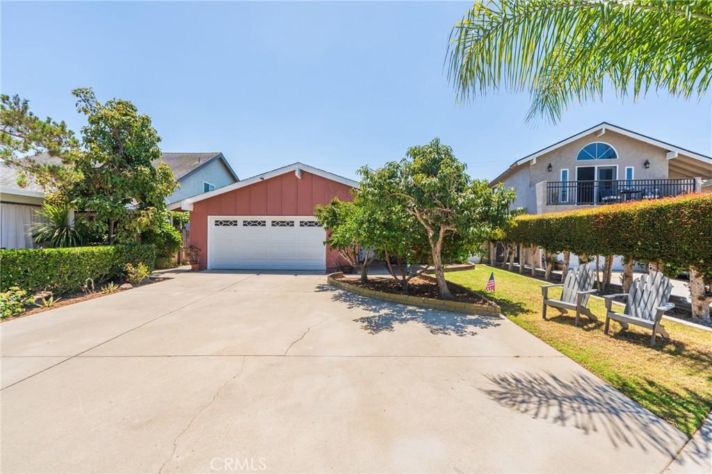 MLS #OC26153043 image #0
