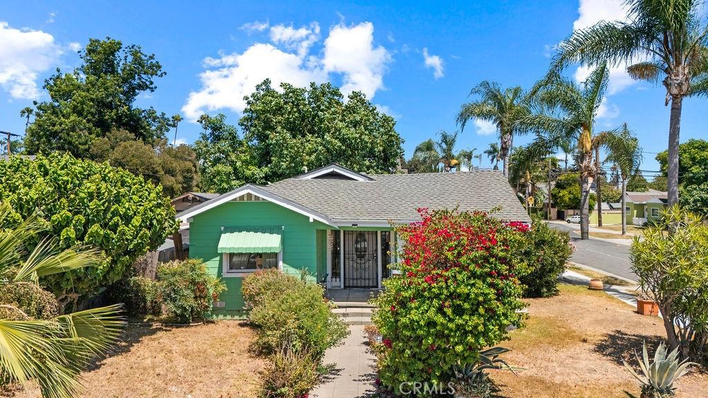 MLS #OC26153229 image #0