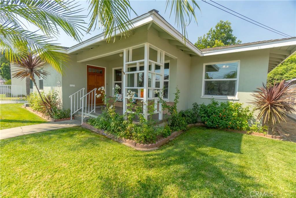 MLS #OC26153393 image #0