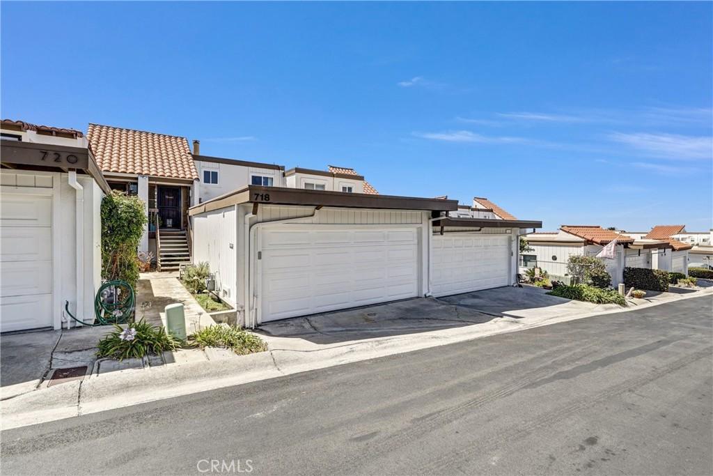 MLS #OC26153517 image #0