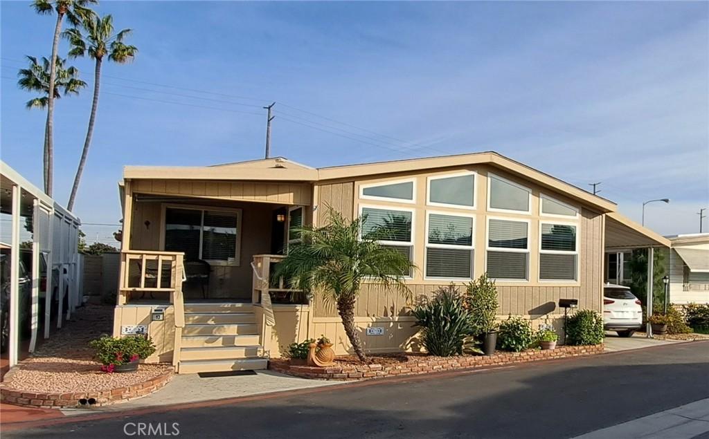 MLS #OC26153560 image #0