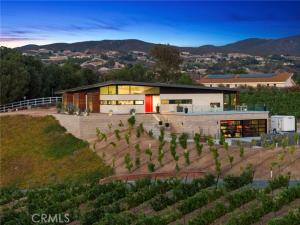 MLS #OC26153842 image #0