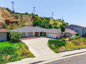 MLS #OC26154324 image #0