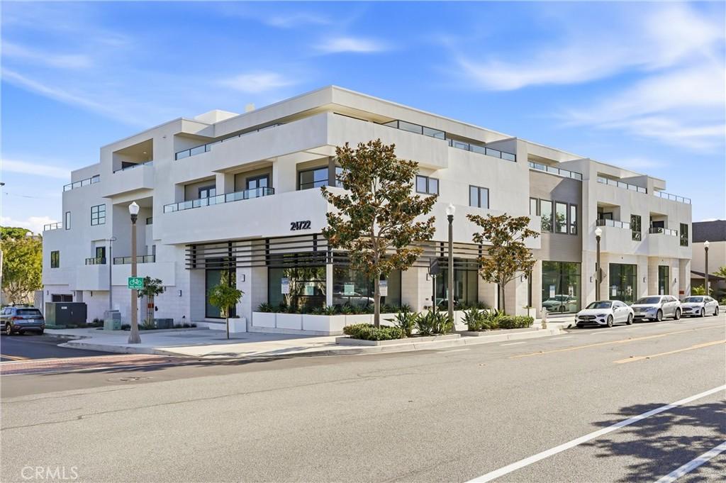 MLS #OC26154568 image #0