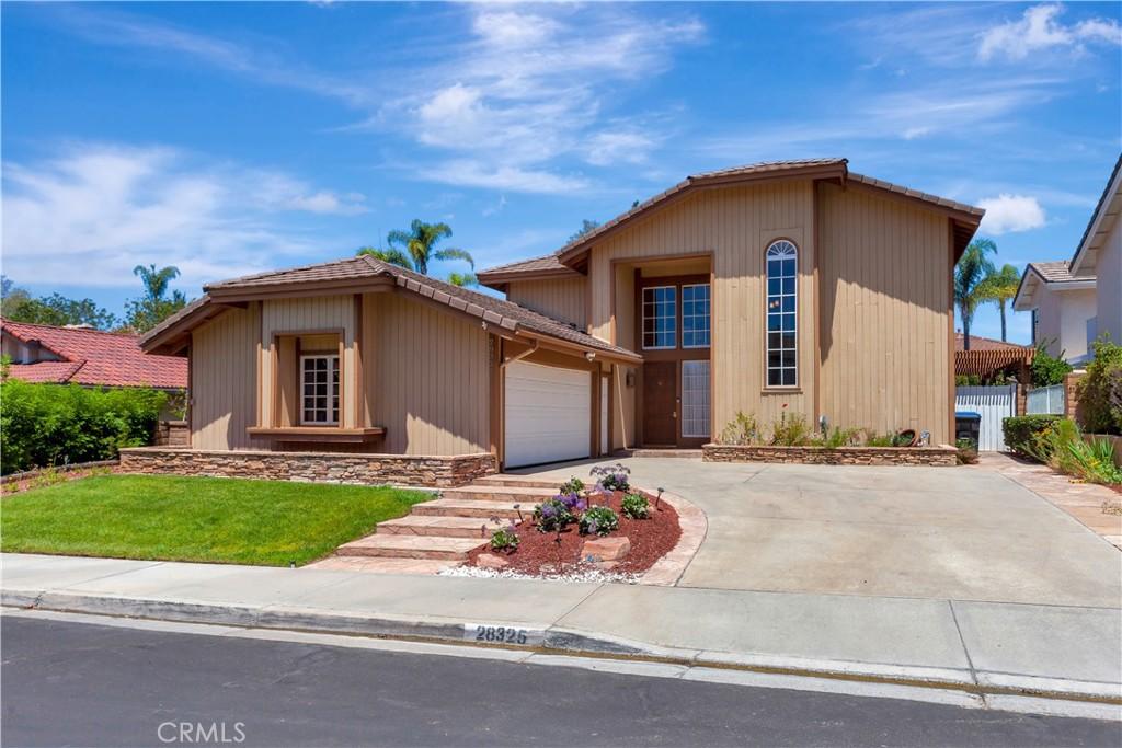 MLS #OC26154594 image #0