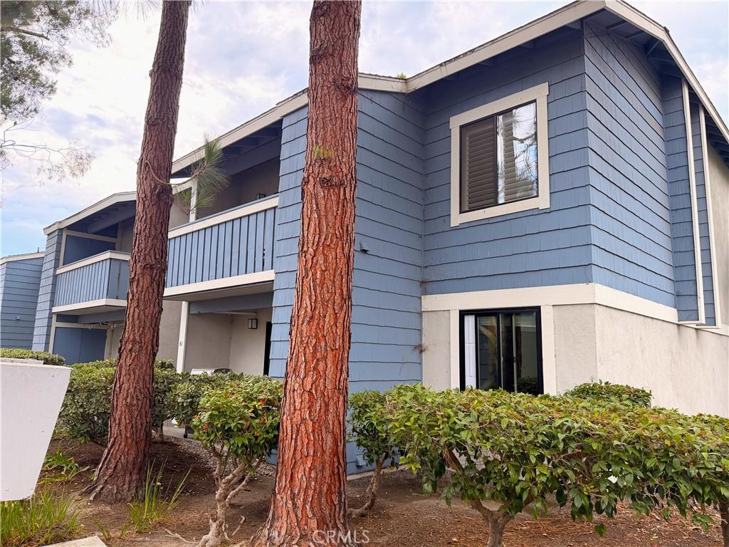 MLS #OC26154906 image #0