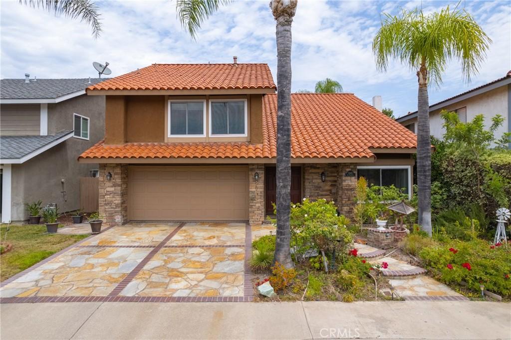MLS #OC26154940 image #0