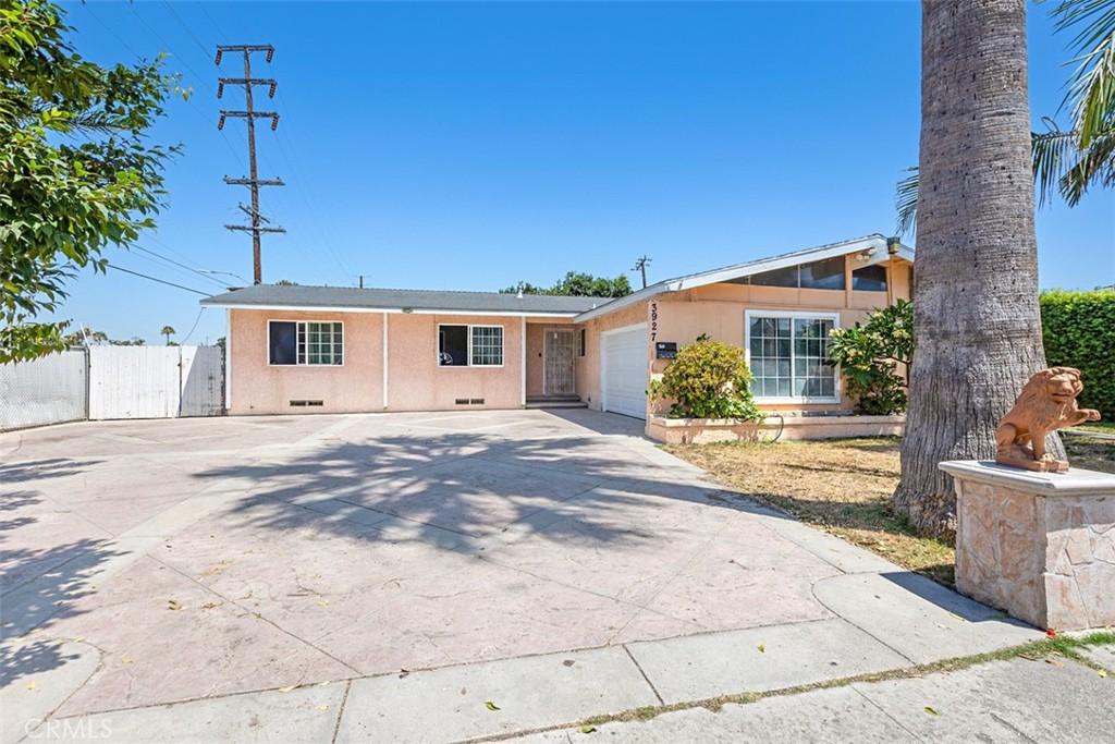 MLS #OC26155164 image #0