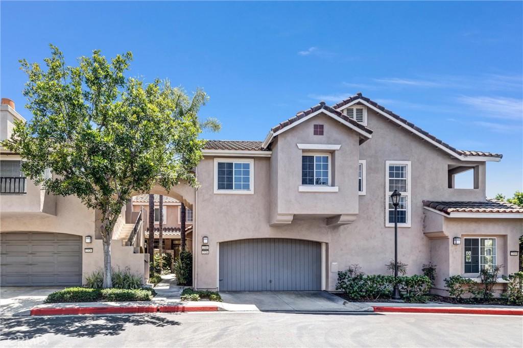 MLS #OC26155715 image #0