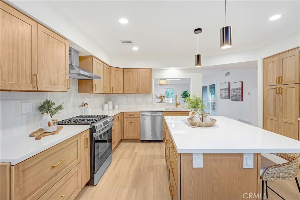 MLS #OC26155791 image #0