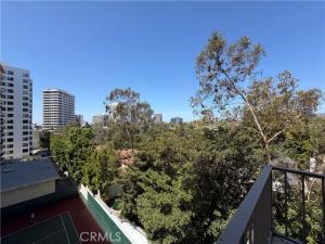 MLS #OC26155925 image #0