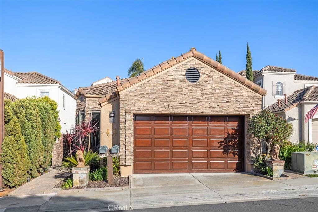 MLS #OC26155949 image #0