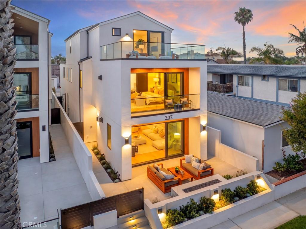 MLS #OC26155960 image #0