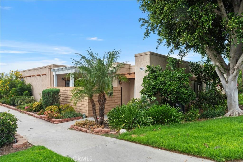 MLS #OC26155984 image #0