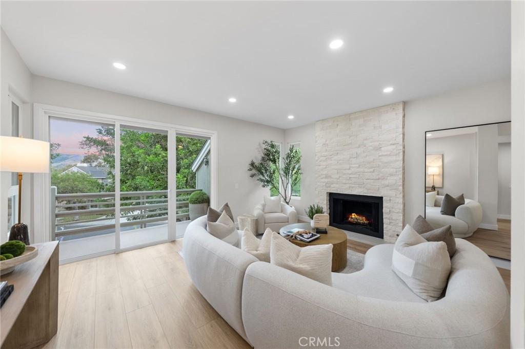 MLS #OC26156065 image #0
