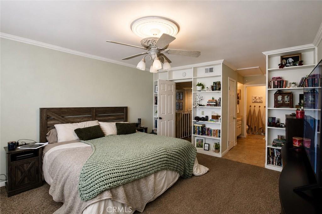 MLS #OC26156073 image #0