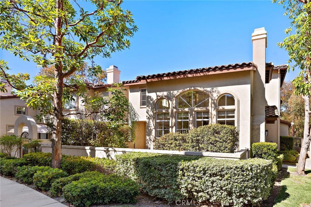 MLS #OC26156405 image #0