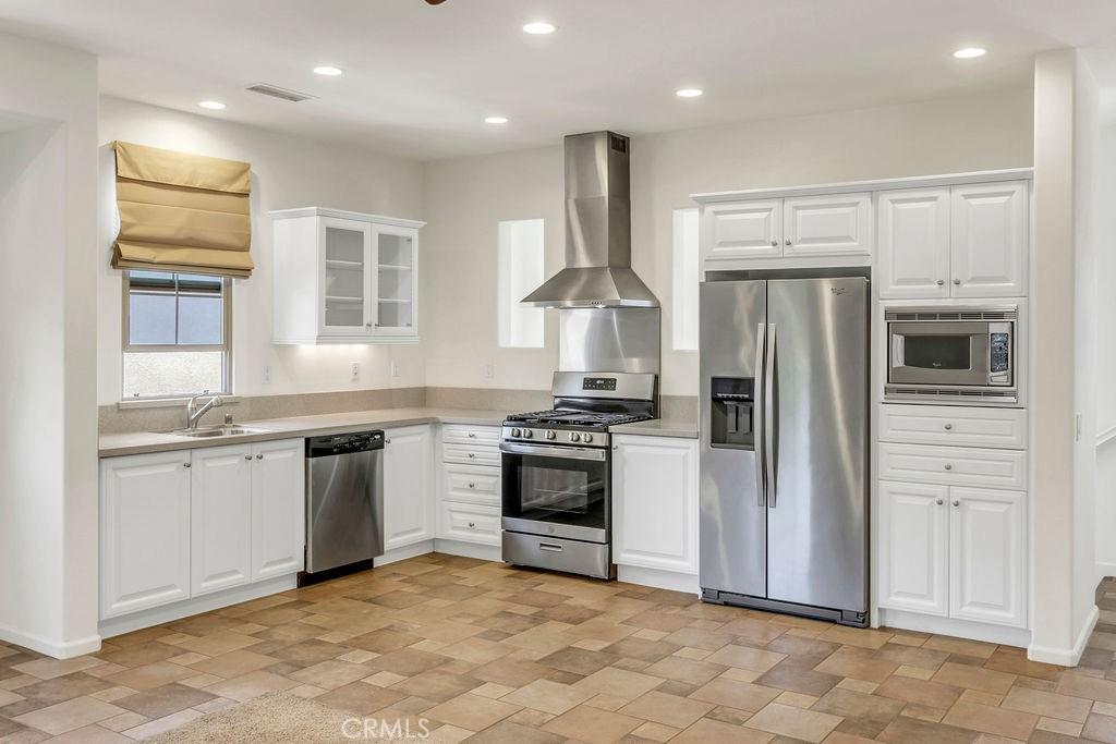 MLS #OC26156651 image #0