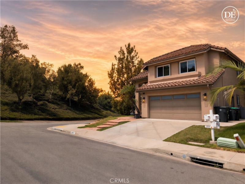 MLS #OC26156959 image #0