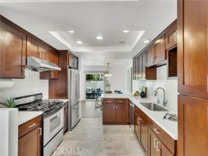 MLS #OC26156968 image #0