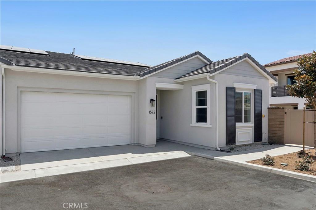 MLS #OC26157024 image #0