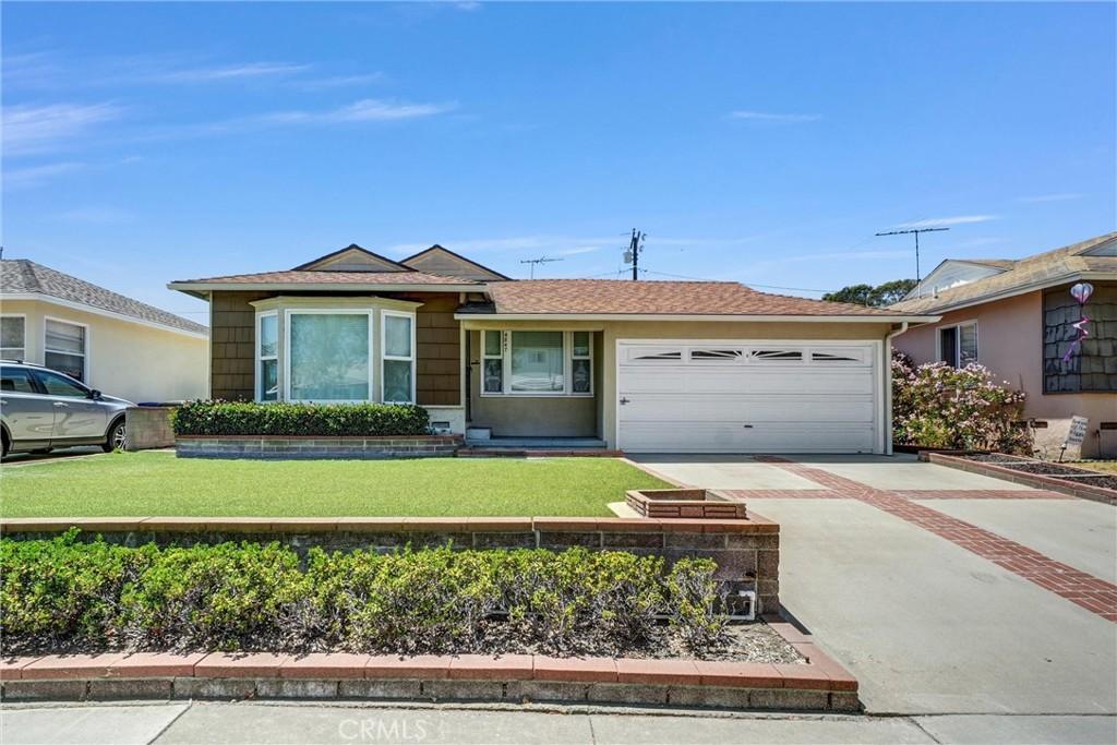 MLS #OC26157025 image #0