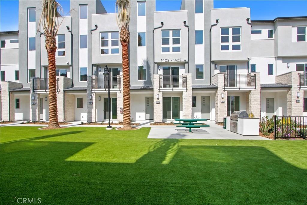 MLS #OC26157472 image #0