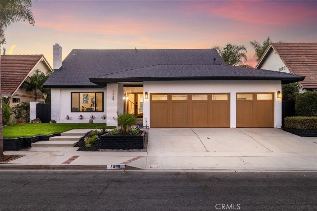 MLS #OC26157556 image #0
