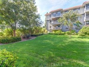 MLS #OC26157569 image #0
