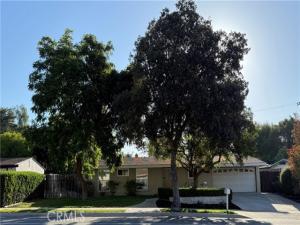 MLS #OC26157638 image #0