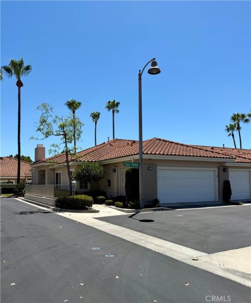MLS #OC26157726 image #0