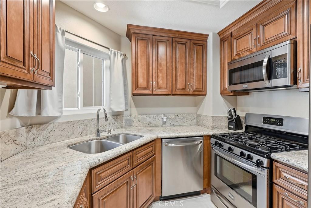 MLS #OC26157843 image #0