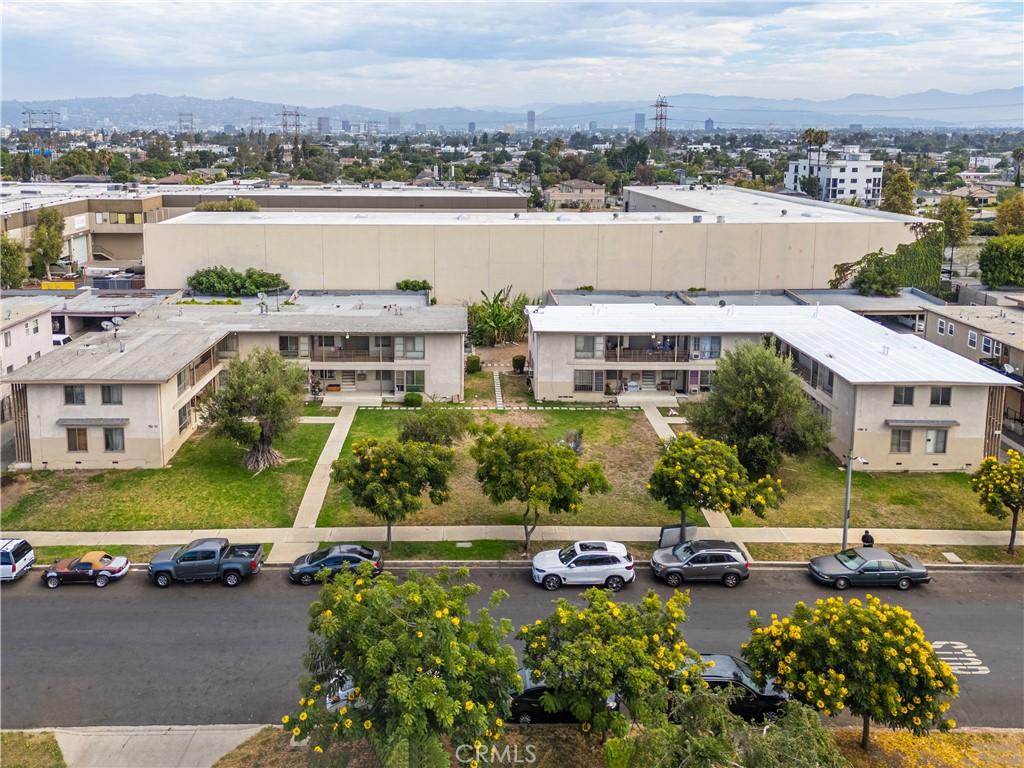MLS #OC26158094 image #0