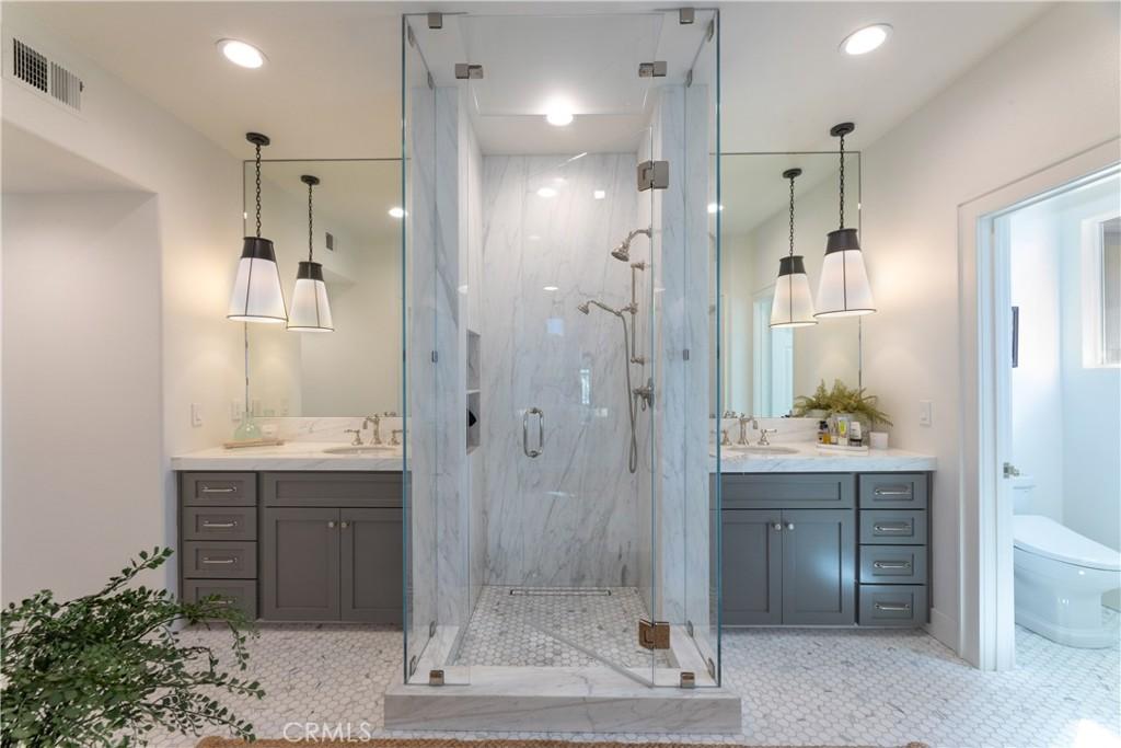 MLS #OC26158096 image #0