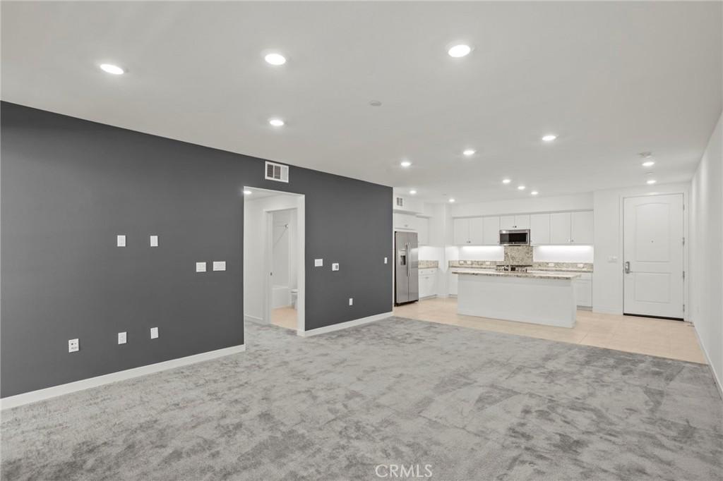 MLS #OC26158702 image #0