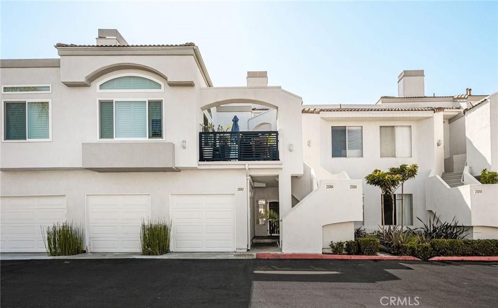 MLS #OC26159123 image #0