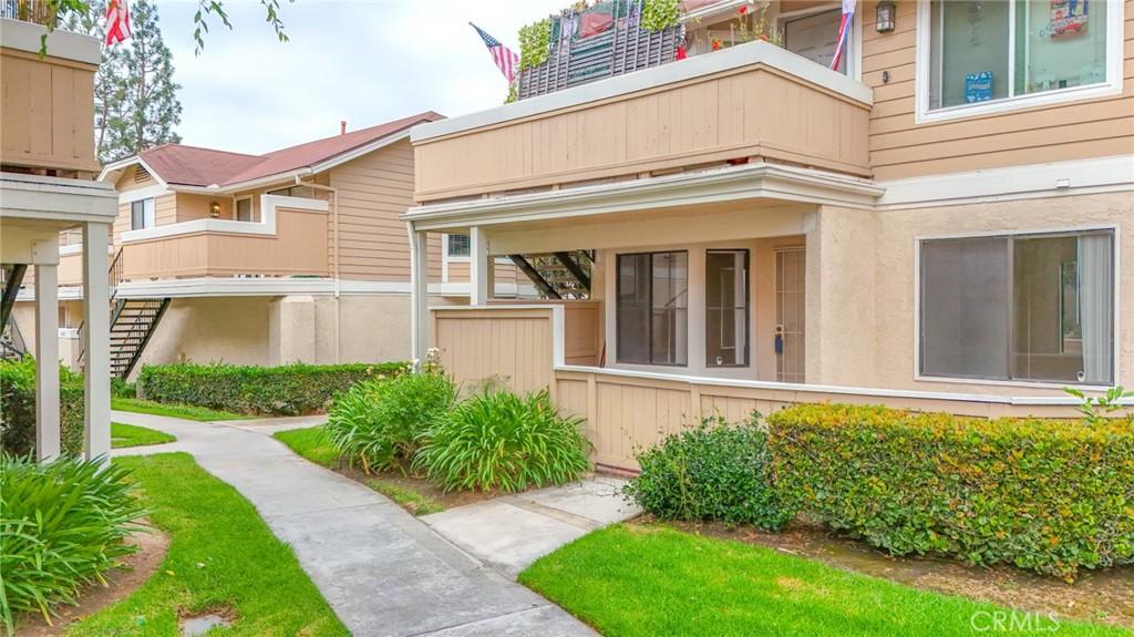 MLS #OC26159354 image #0