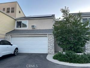 MLS #OC26159432 image #0