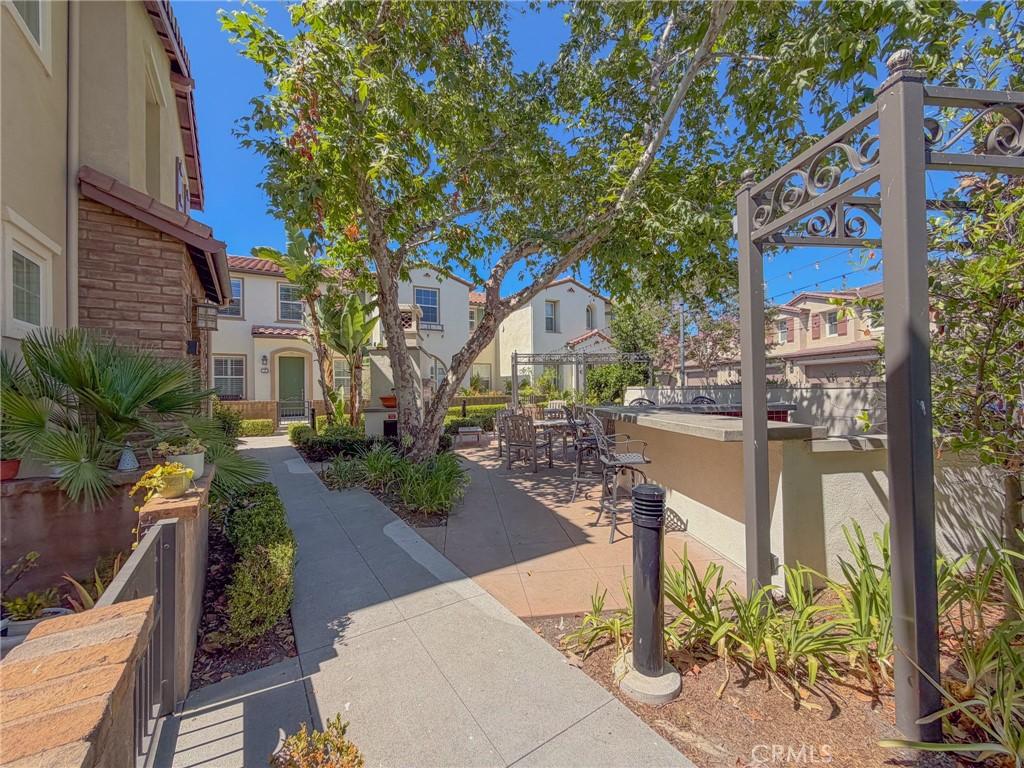 MLS #OC26159587 image #0