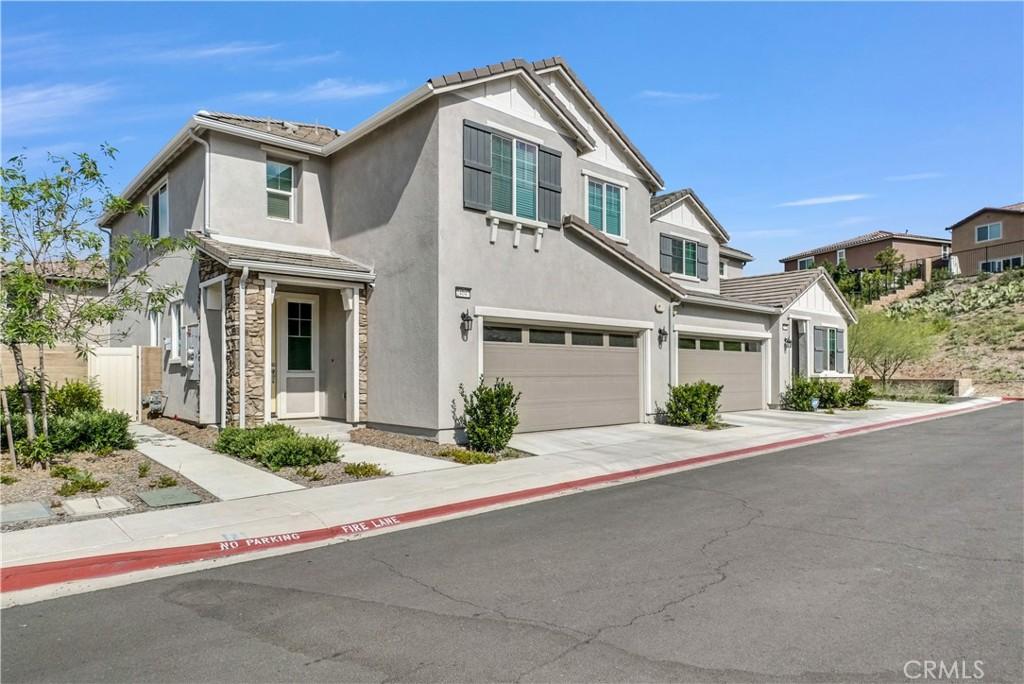 MLS #OC26110459 image #0