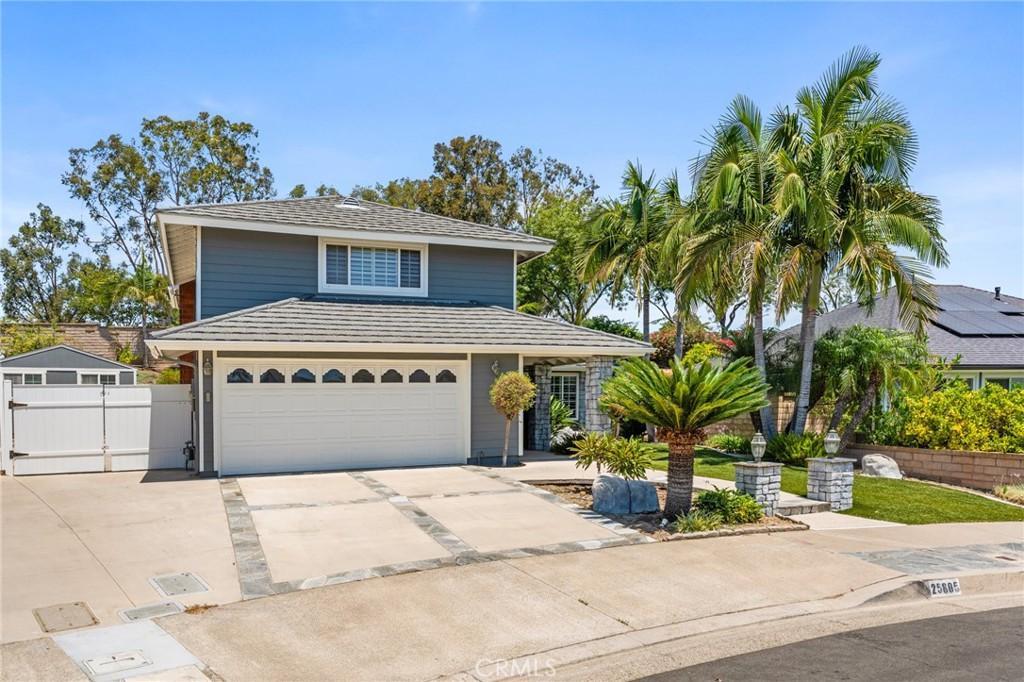 MLS #OC26159867 image #0