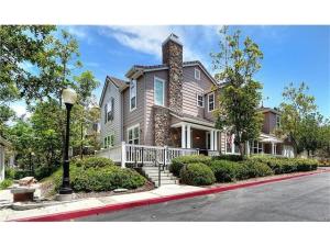 MLS #OC26160393 image #0