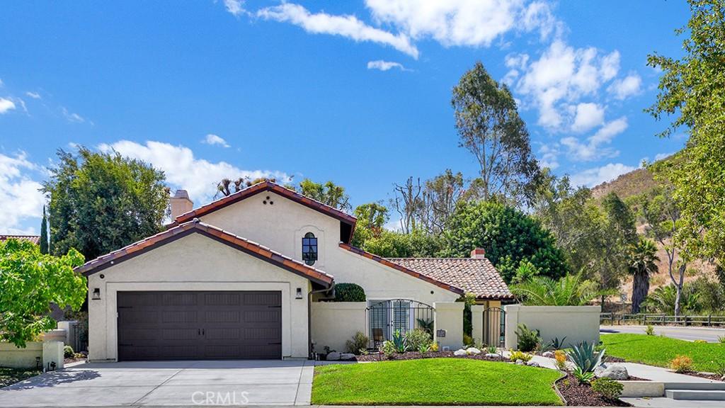 MLS #OC26160493 image #0