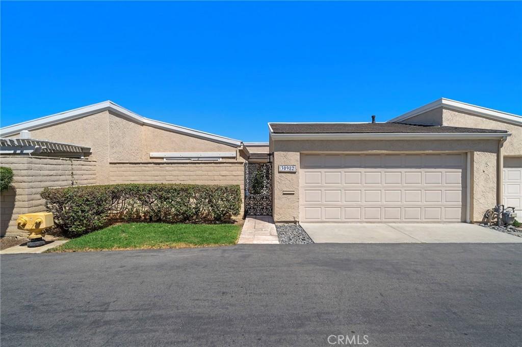 MLS #OC26160507 image #0