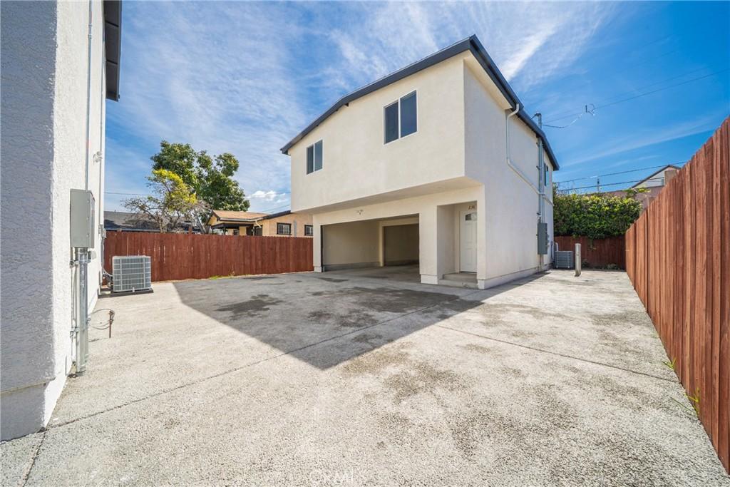 MLS #OC26160567 image #0